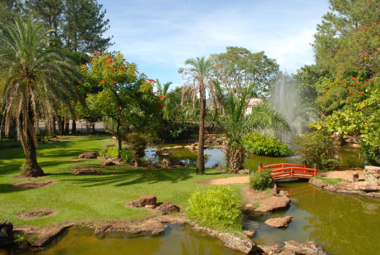 Lacqua Diroma Hotel Com Parque Aquatico 24 Horas 卡达斯诺瓦斯 外观 照片