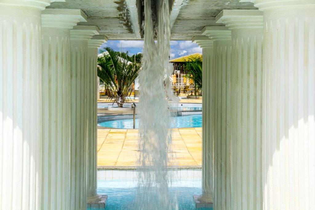 Lacqua Diroma Hotel Com Parque Aquatico 24 Horas 卡达斯诺瓦斯 外观 照片